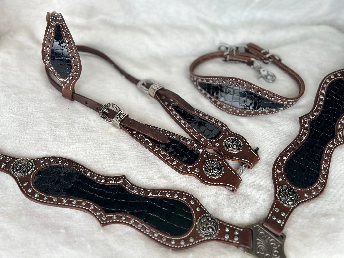 SmarTack Face - Black Gator