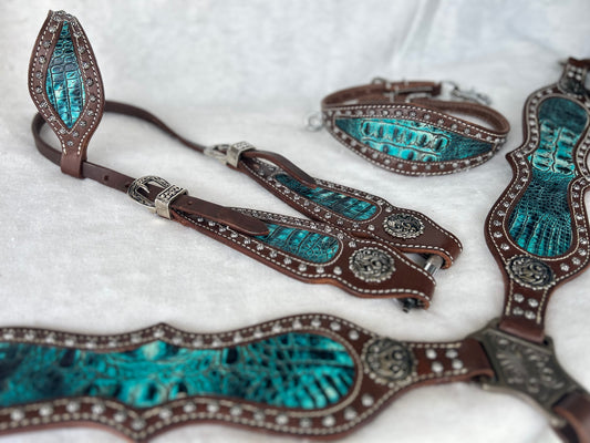 SmarTack Face - Bold Turquoise Gator