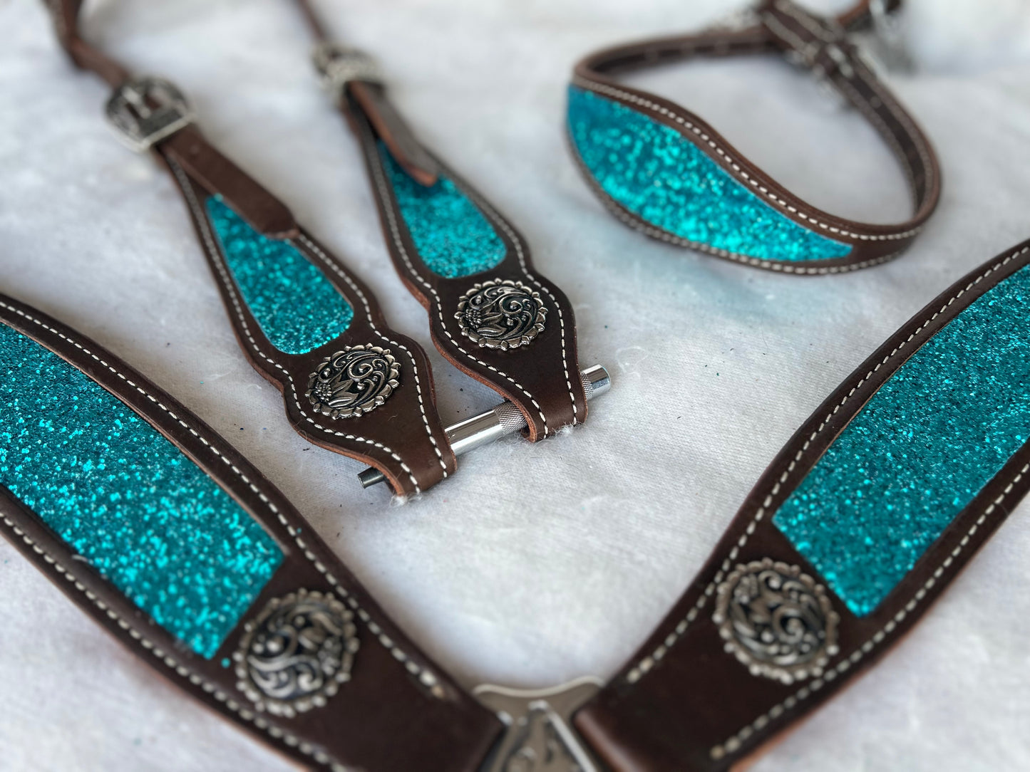 SmarTack Face - Turquoise Glitter Glam