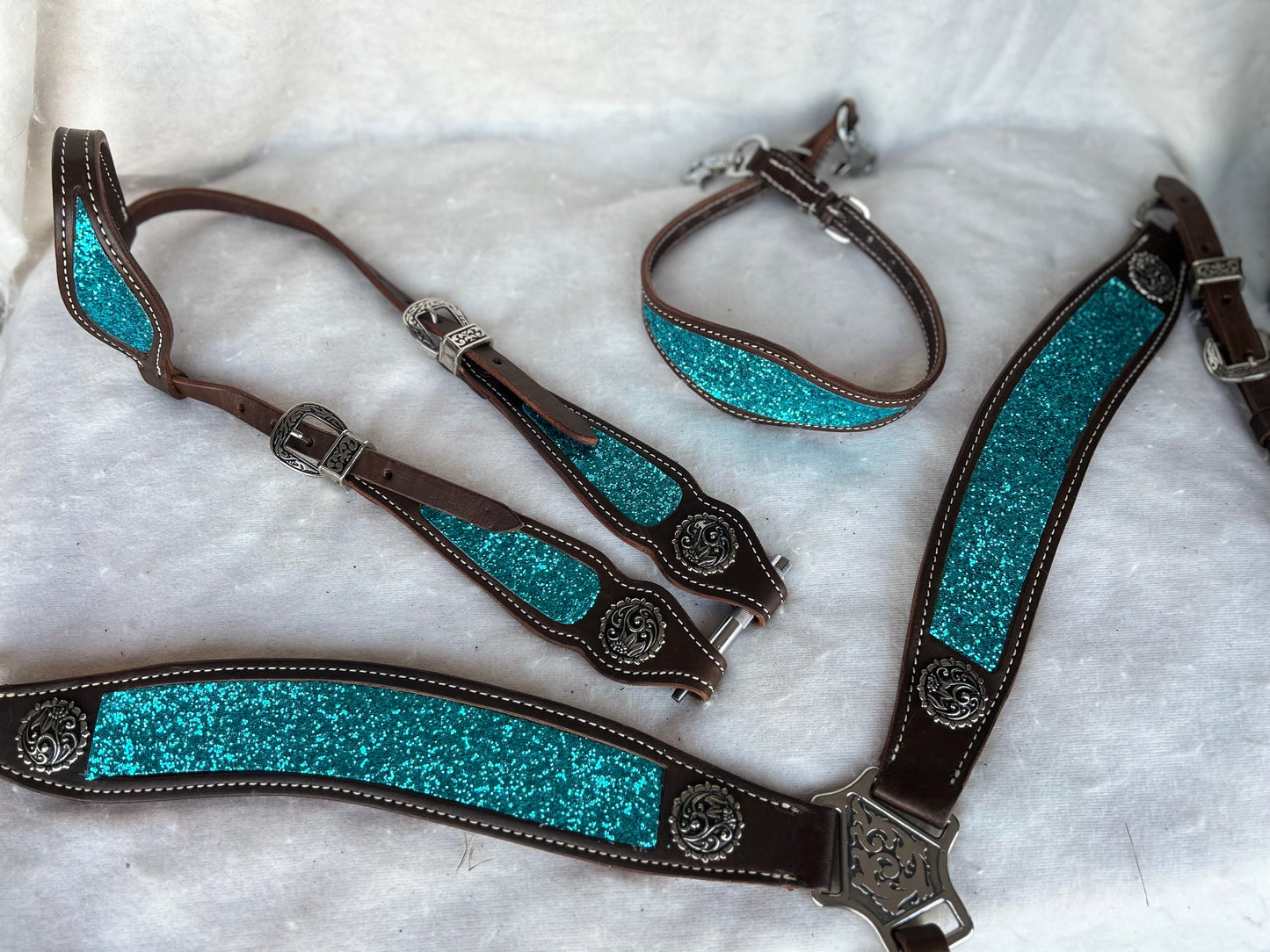 SmarTack Face - Turquoise Glitter Glam