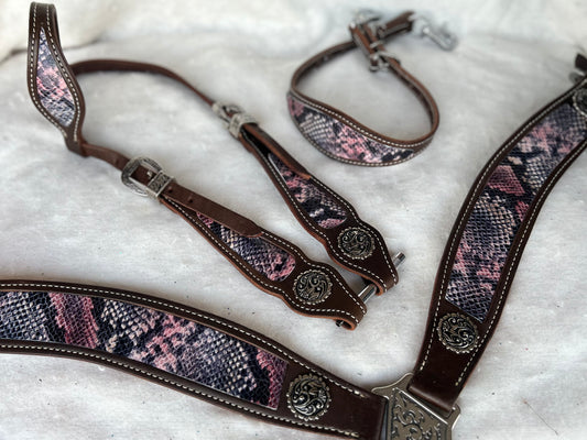 SmarTack Face - Pink Python