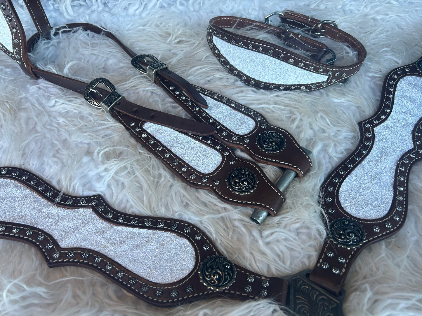 SmarTack Face - Ivory Ice Glitter Glam