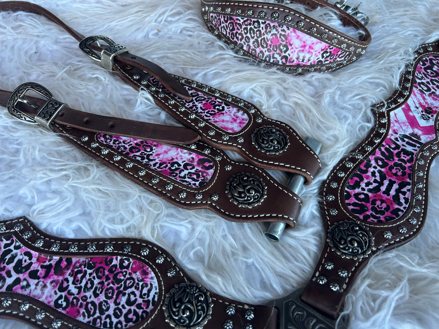 SmarTack Face - Wild Canyon Cowgirl